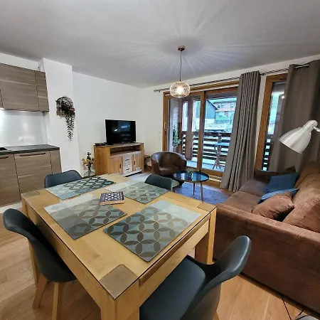 Apartment Lumineux 3* Au Centre Des Gets Avec Balcon Et Parking - Fr-1-598-58 Les Gets